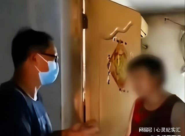 上海：大妈请师傅上门修空调修好空调却只给六块大妈：谢谢你(图1)