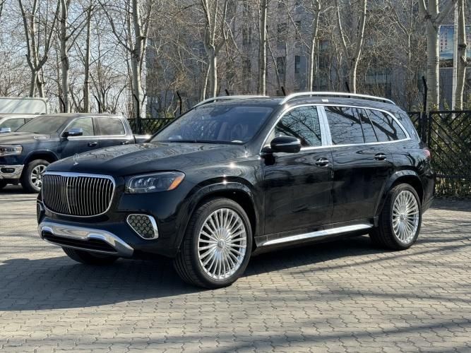 2024款迈巴赫GLS600美规顶配现车价格直降到底(图2)