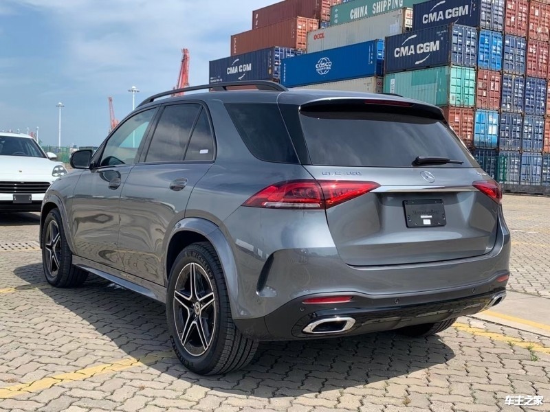 2022款奔驰GLS450加版报价暗夜驾辅科技包(图4)