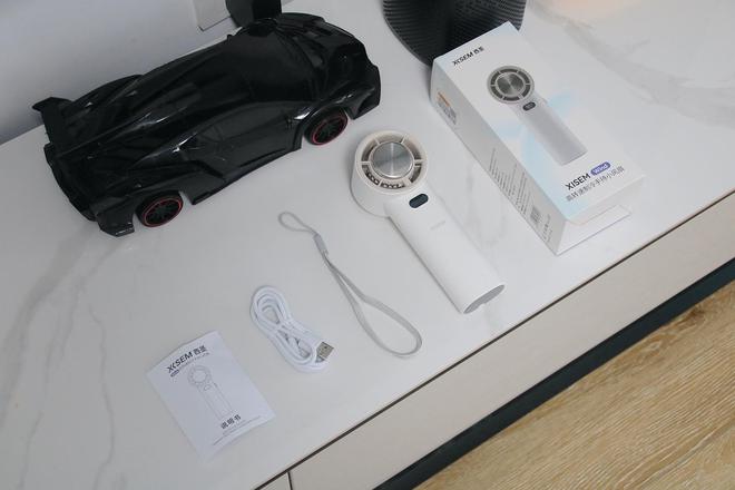 半导体制冷+强劲风扇创意十足的西圣wind空调风扇(图3)