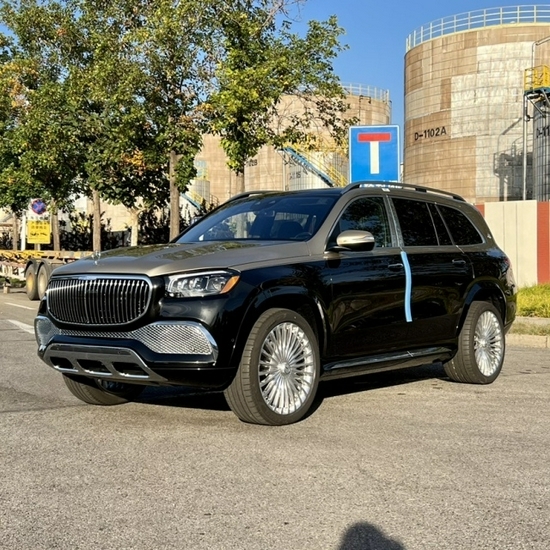 2024款奔驰迈巴赫GLS600天津港现车价格钜惠(图2)