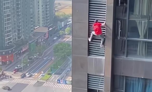 揪心！浙江杭州发生一件事行为十分危险令人心惊肉跳(图1)