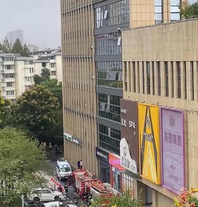 浙江一写字楼空调维修发生爆炸造成人员死亡疑似维修操作失误(图5)