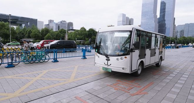 融创服务成都环球中心：亚洲最大单体建筑的管理哲学(图2)