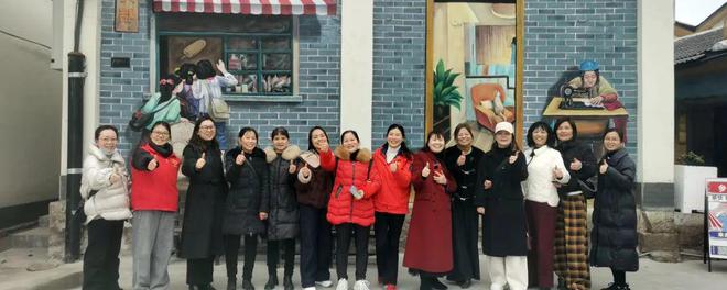 大竹县农民工服务中心庆祝国际妇女节关爱女性农民工活动举行(图2)